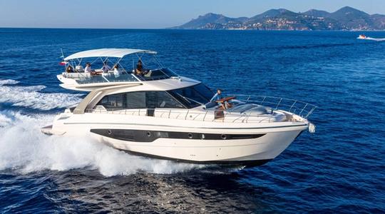 2021 Cayman Yachts F580