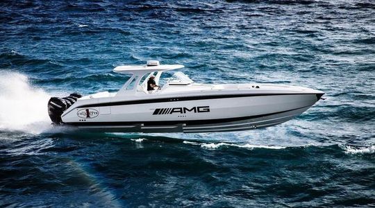 2022 Cigarette Racing 42 Huntress 2250 HP