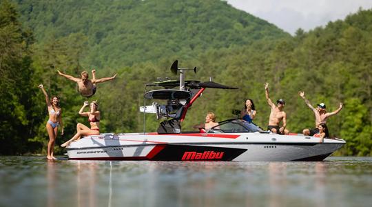 2022 Malibu Boats Wakesetter 24 MXZ