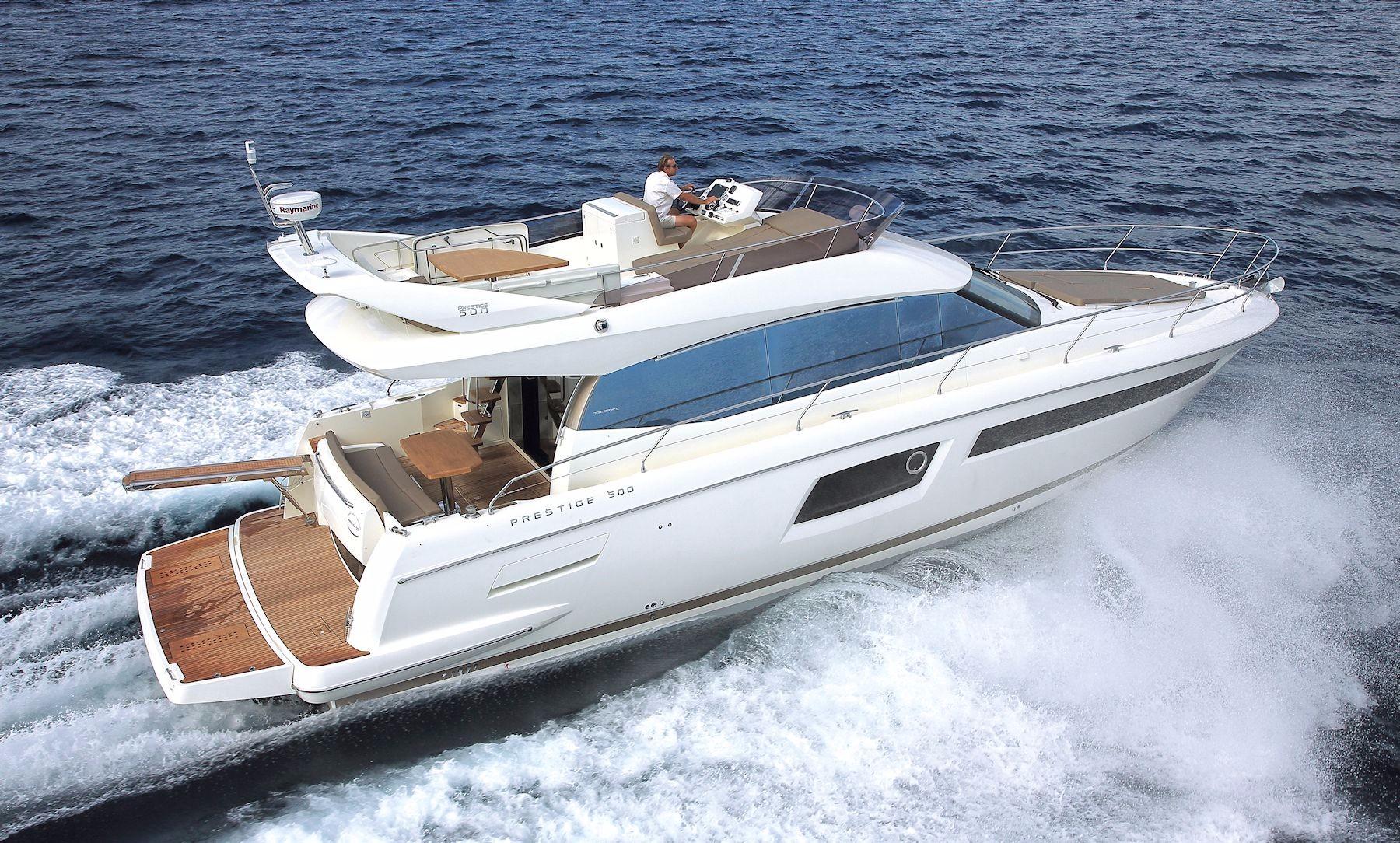 2017 Prestige Yachts 500 Fly
