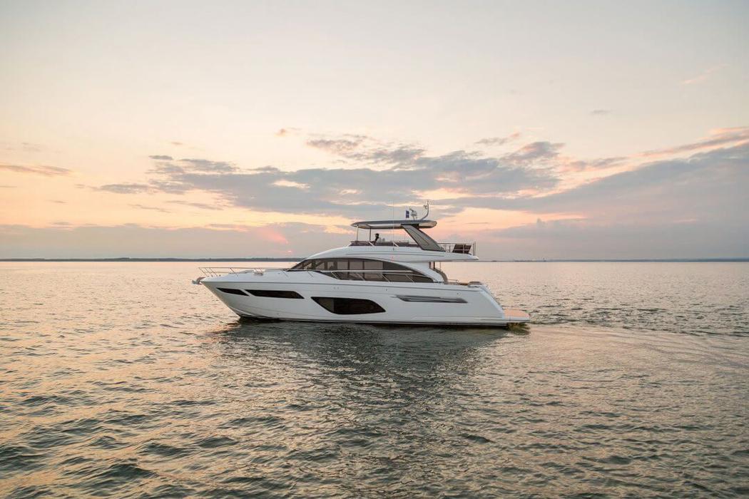 2018 Princess Yachts F70
