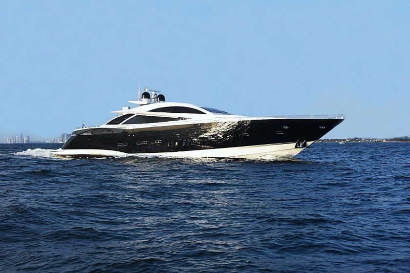 2008 Sunseeker Predator 108