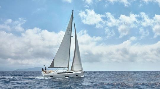 2022 Bavaria Yachts C50