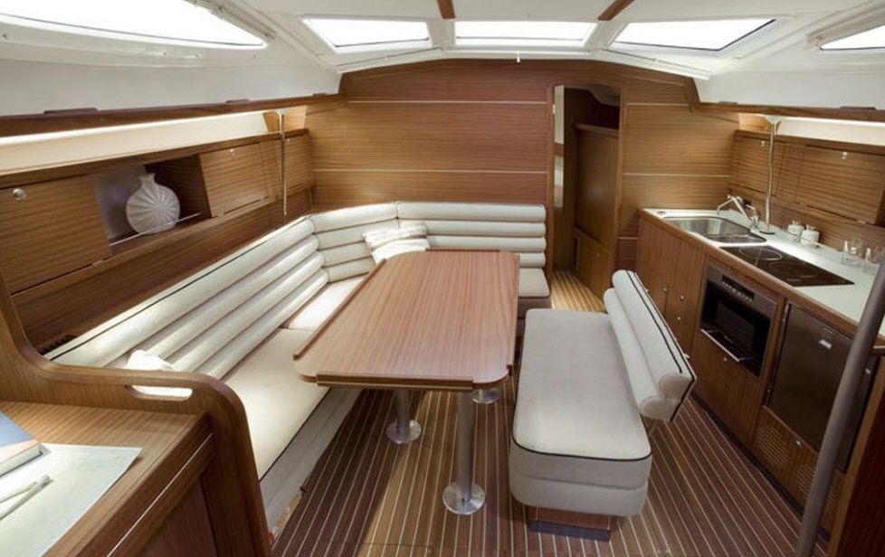 2009 Delphia Yachts Delphia 40.3 - Shoal Draft