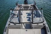 Crestliner 2050 Authority windshield wipers option