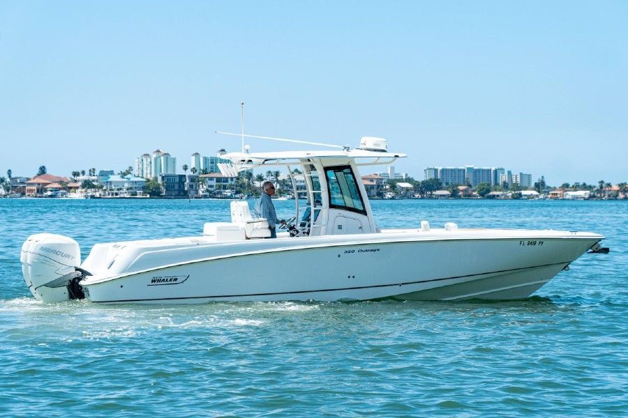 2013 Boston Whaler 320 Outrage