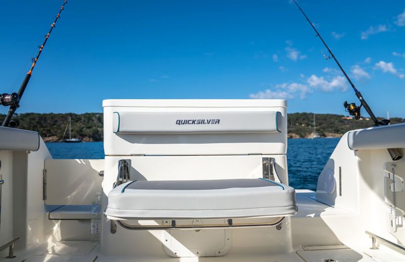 Quicksilver 705 Pilothouse photo 4