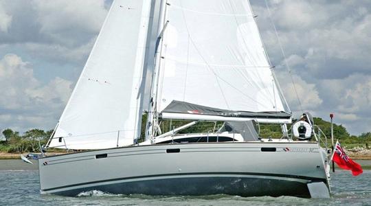 2017 Southerly 330