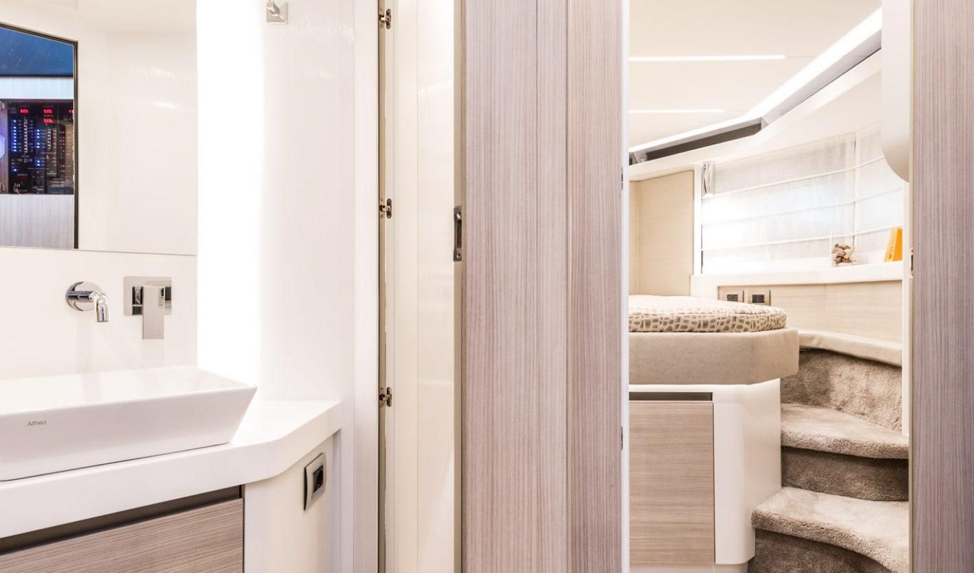 2020 Cranchi Yachts E52S Evoluzione