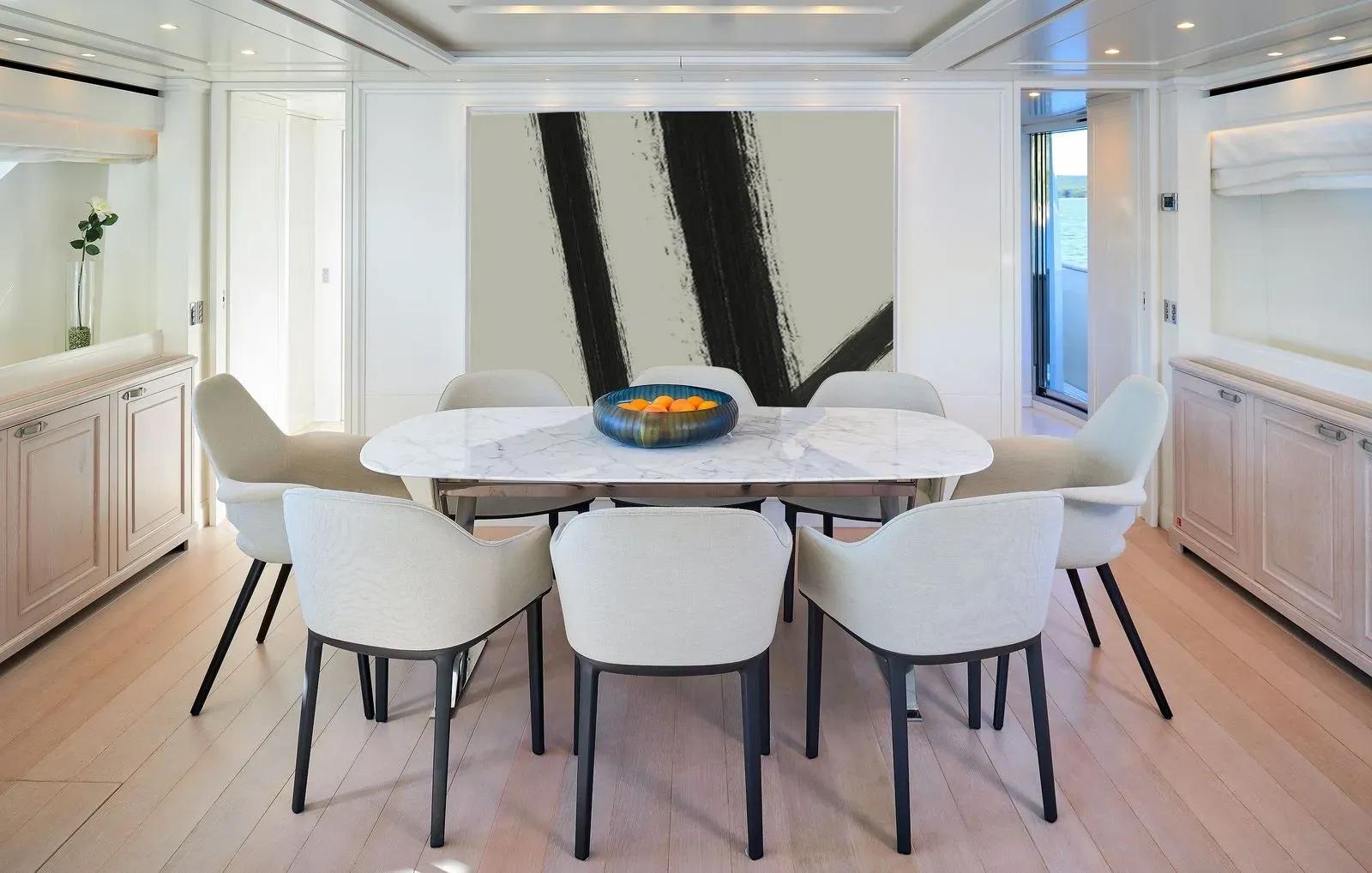 2011 Sanlorenzo Yachts SD92