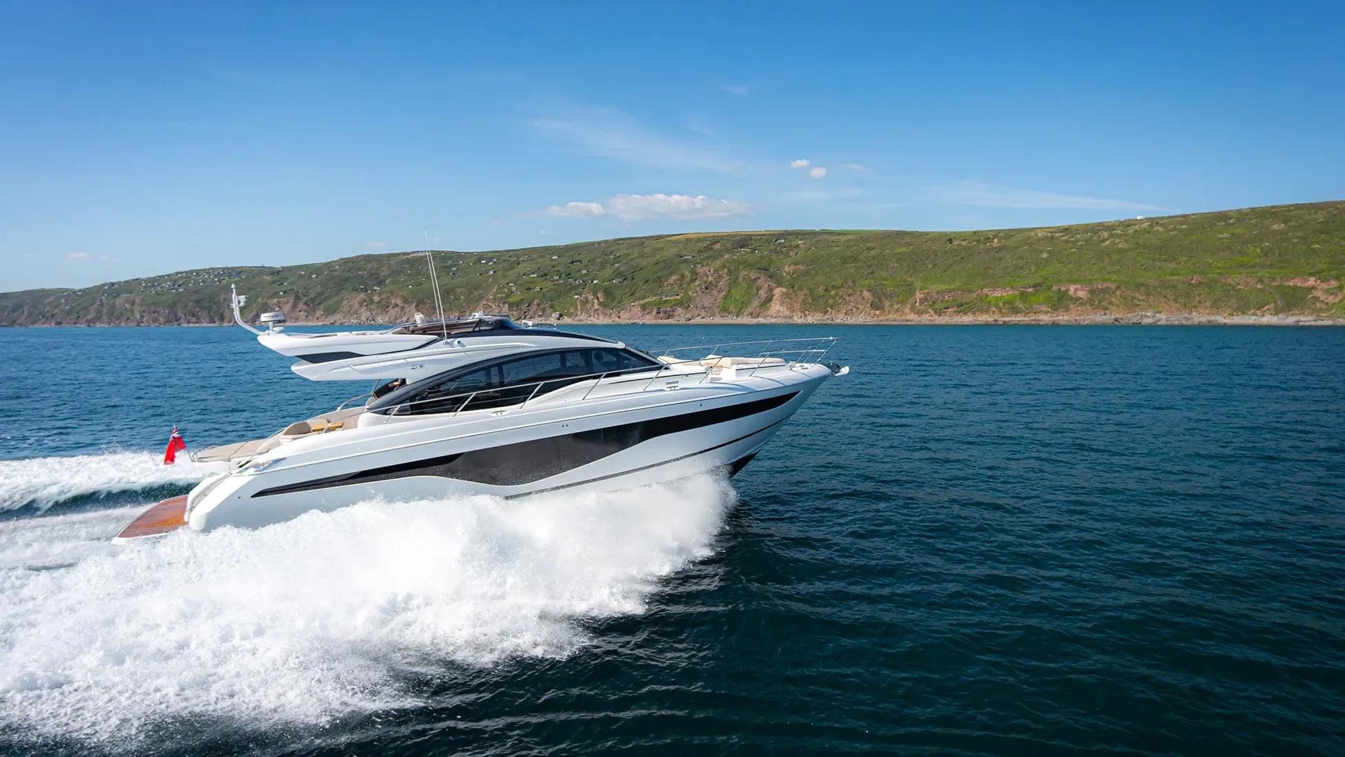 2020 Princess Yachts S62