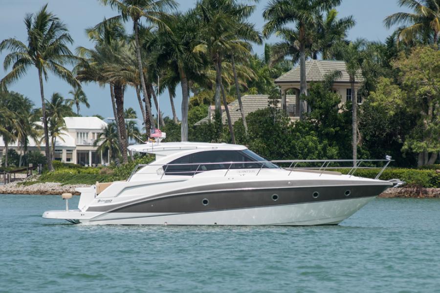 2013 Cruisers Yachts 41 Cantius