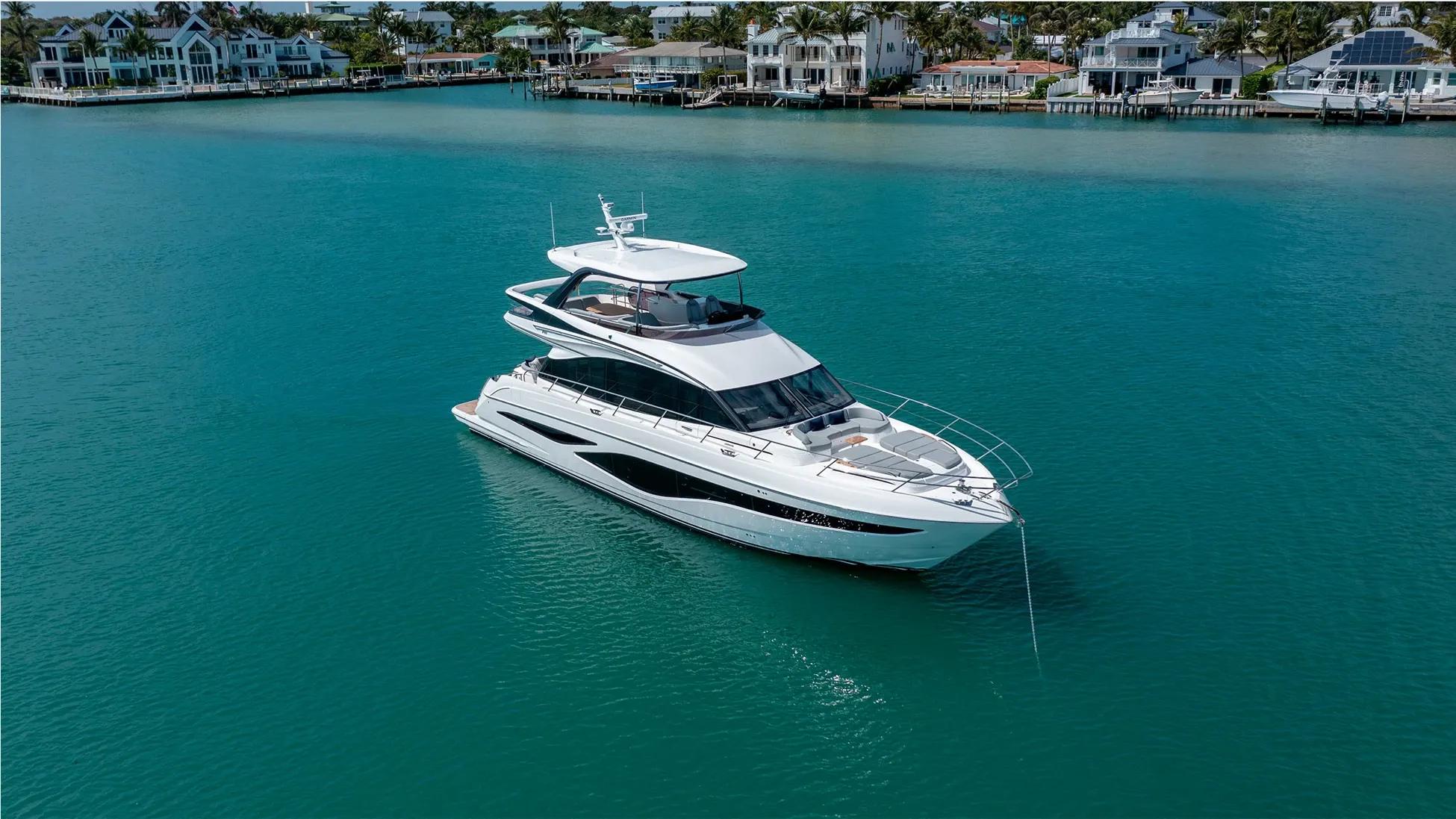 2022 Princess Yachts F65