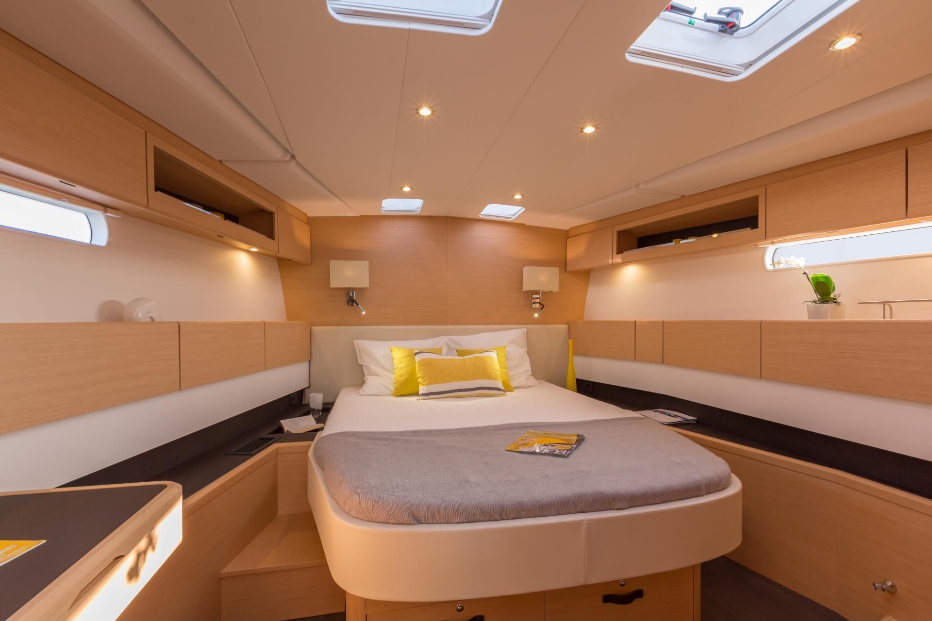 2016 Jeanneau Yachts 57
