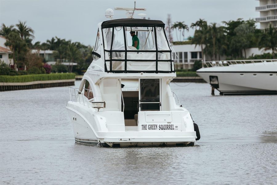 2010 Sea Ray Sedan Bridge 390