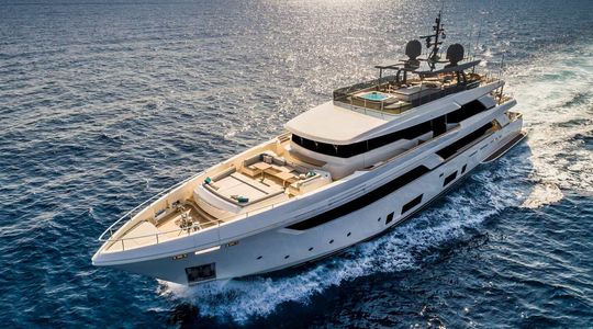 2018 Custom Line Navetta 42