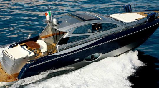 2011 Blu Martin Yachts SeaTop 58