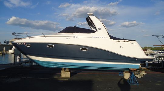 2008 Rinker 280 Express Cruiser