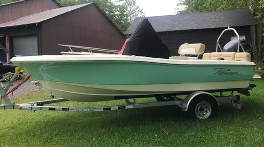 2022 Pioneer Boats 180 Islander