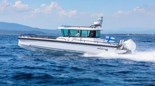 2022 Axopar Cabin-Arriving Fall 2021