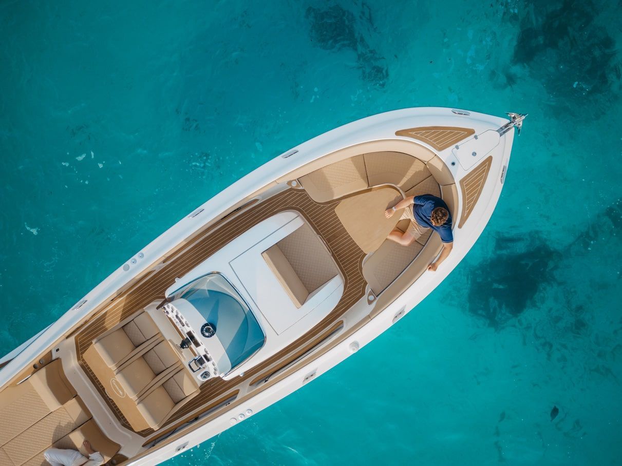 2017 Comitti Isola 33