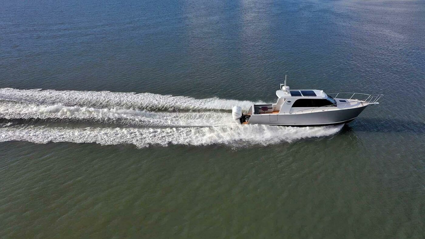 2022 Coastal Craft 33 Express