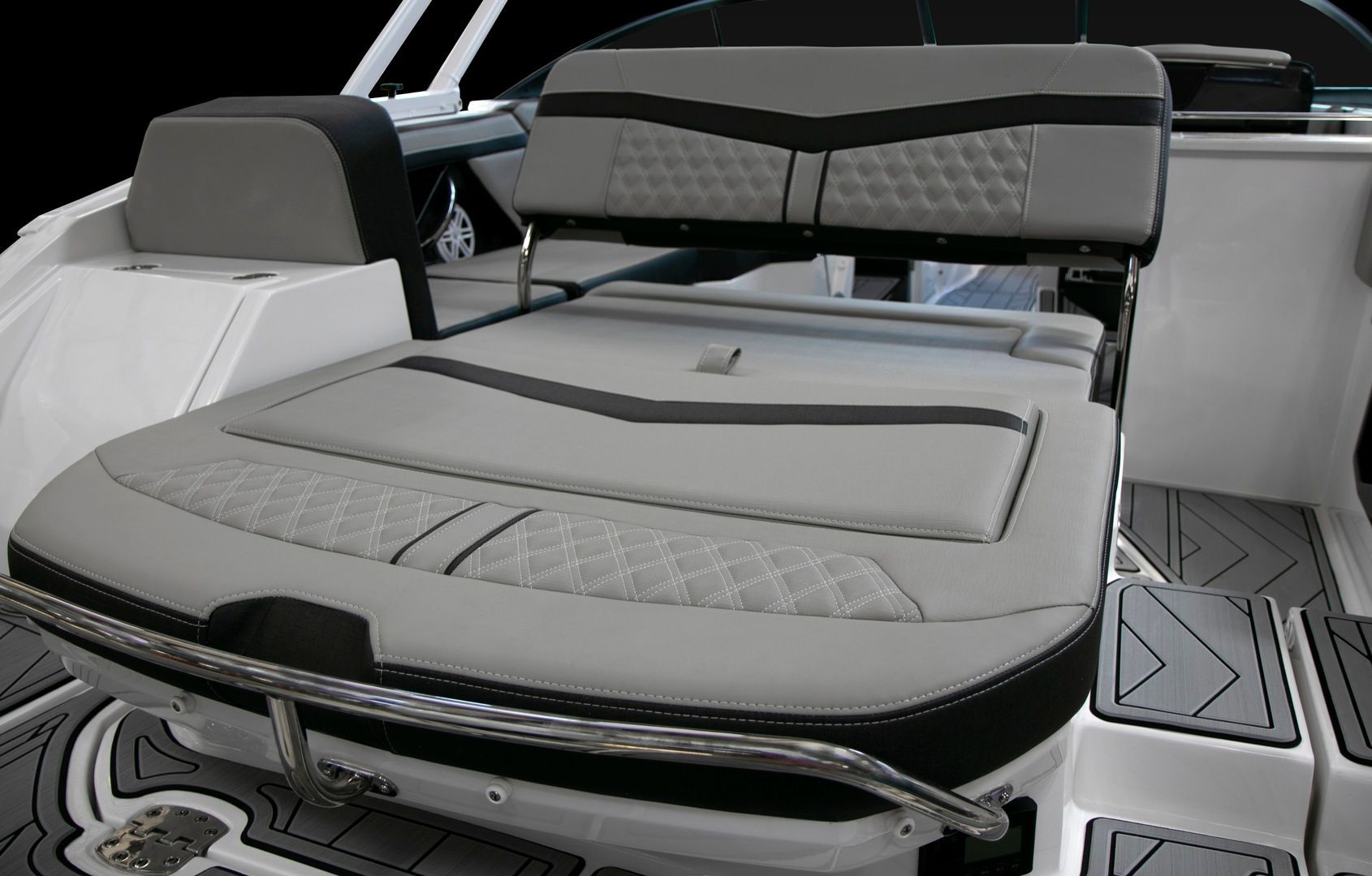 2020 Monterey 255 SS