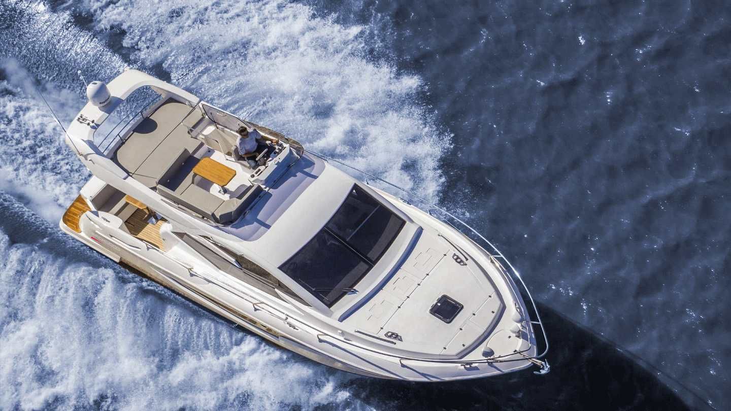 2006 Birchwood 430 Flybridge