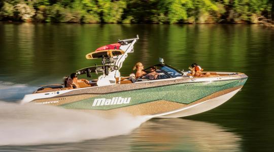 2023 Malibu Boats Wakesetter 25 LSV