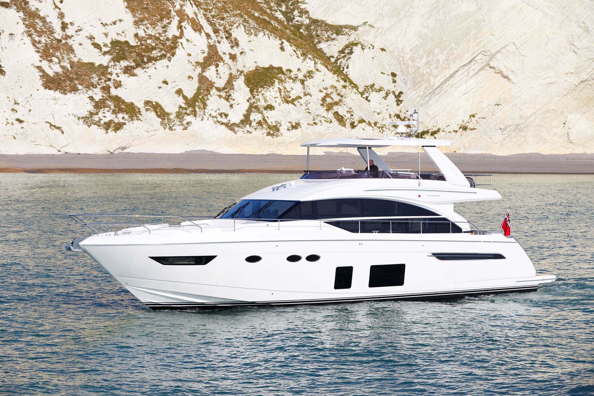 2015 Princess Yachts V68
