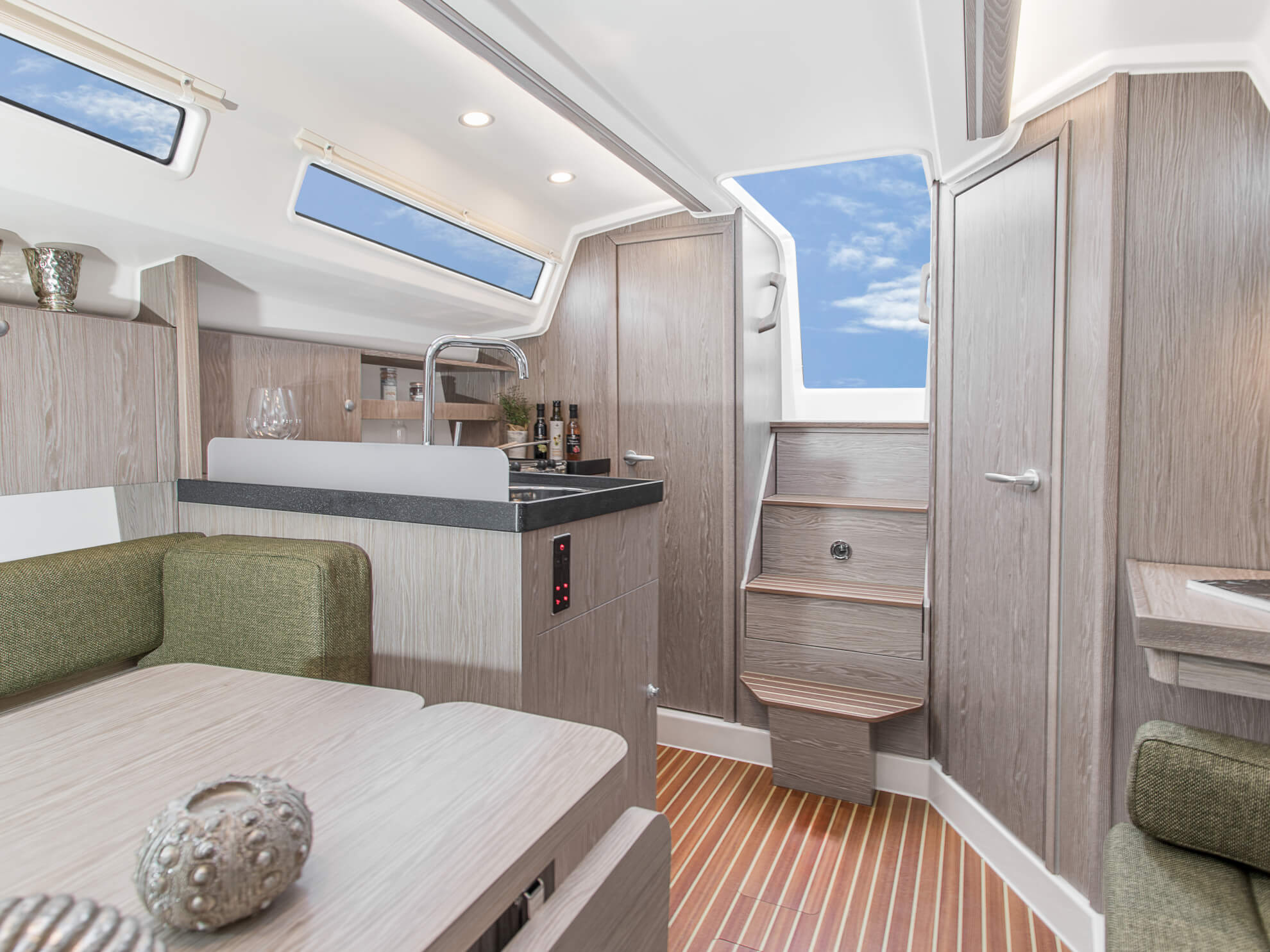 2015 Hanse Yachts 315