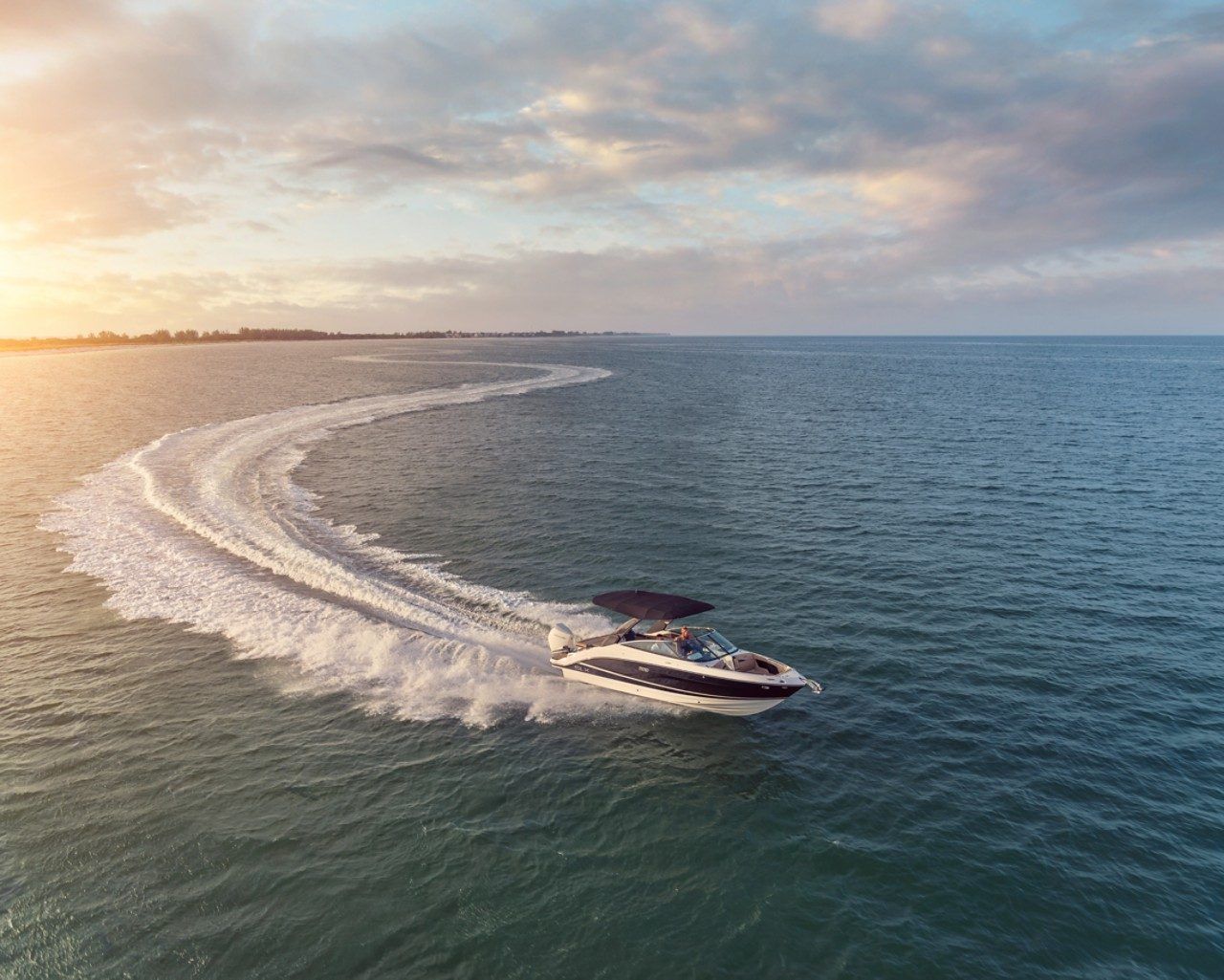 2023 Sea Ray SLX 260 Outboard