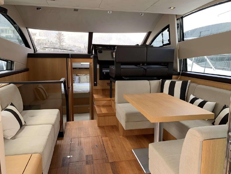 2012 Fairline Squadron 42