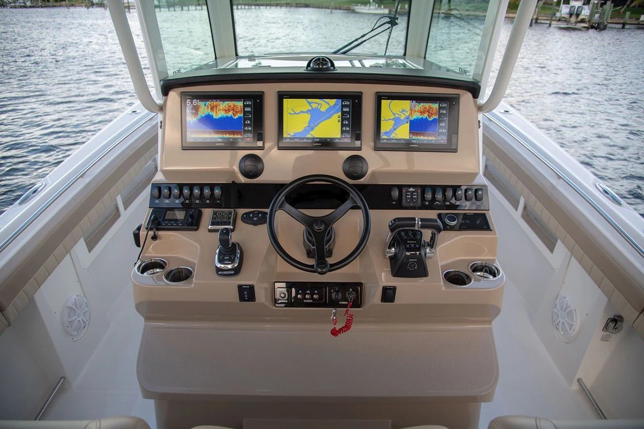 2023 Sailfish Boats 360 CC