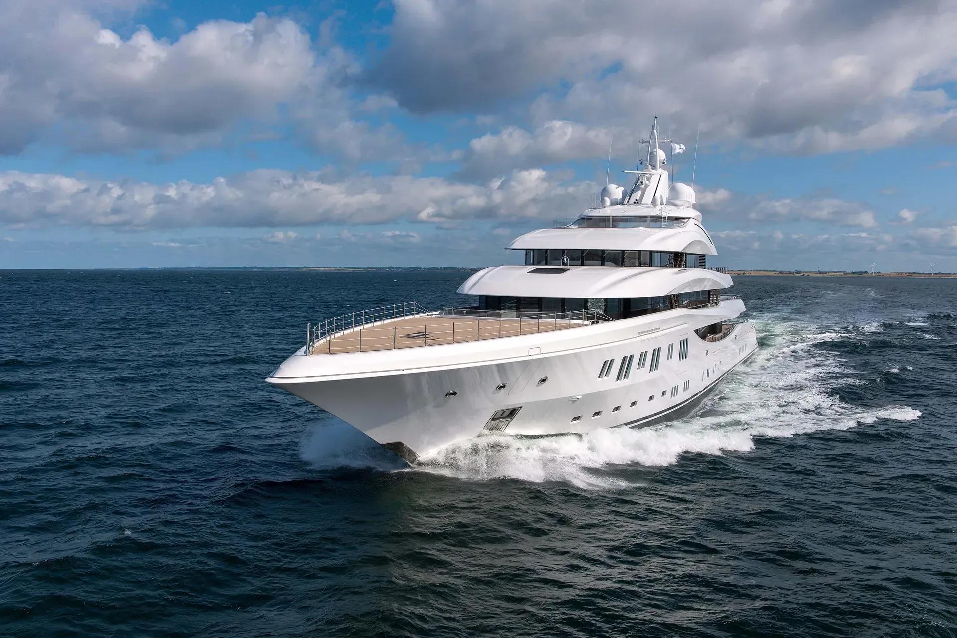 2015 Lurssen Yachts Lady Lara
