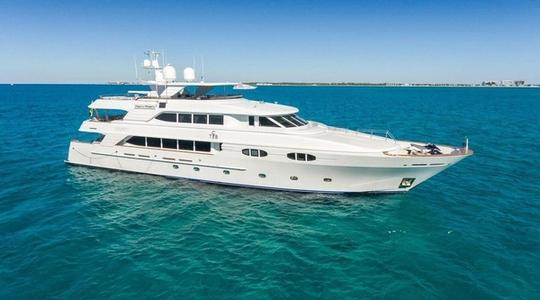 2004 Richmond Yachts Miss Stephanie