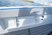 Concept 32 Open Deck centre console, photo 3