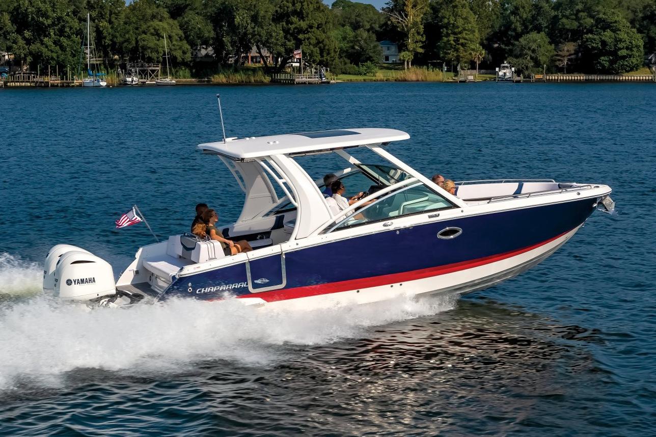 2022 Chaparral Boats 300 OSX