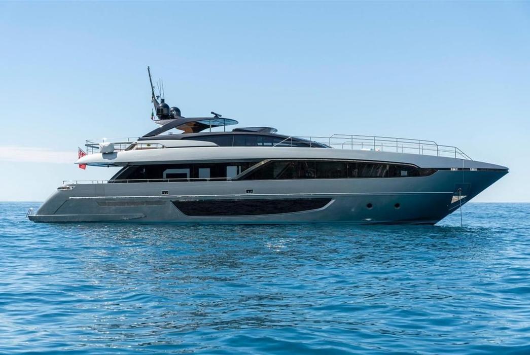 2018 Riva Yacht 100 Corsaro
