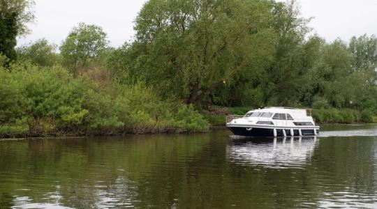 2020 Broom Boats Clean Sweep