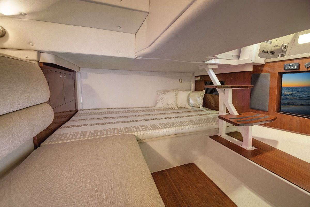 2021 Four Winns H350 OB