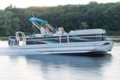 2019 Qwest Pontoons Avanti 823 Lanai DS Bar