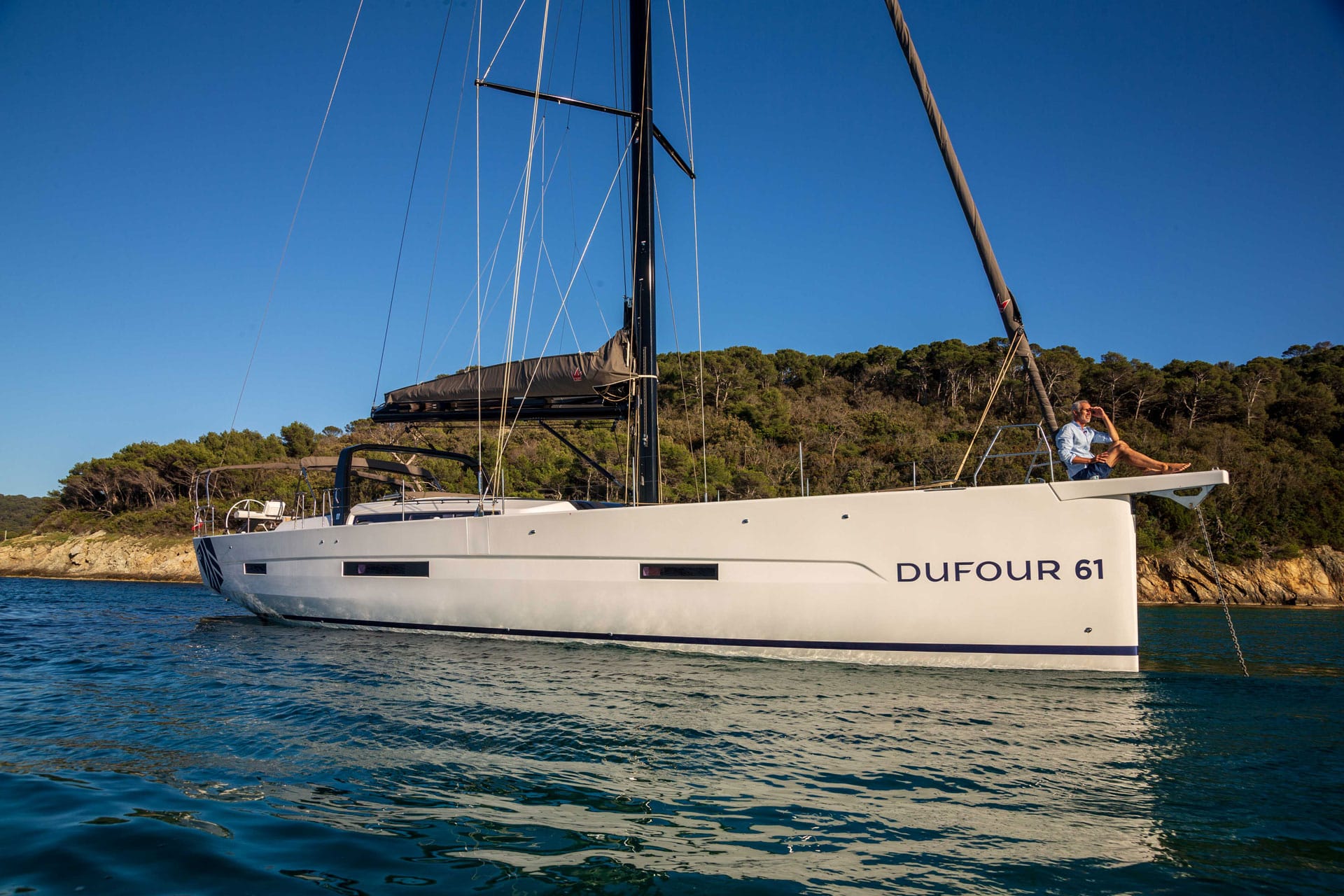 2021 Dufour Yachts 61