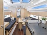 2018 Hanse Yachts 348