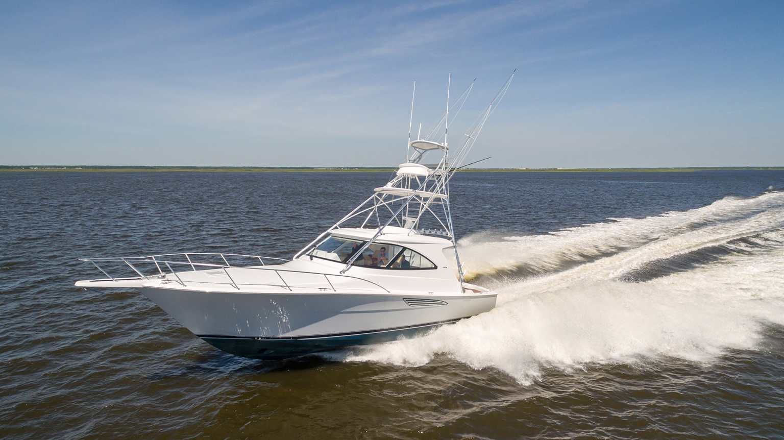 2023 Viking Yachts 44 Sport Tower
