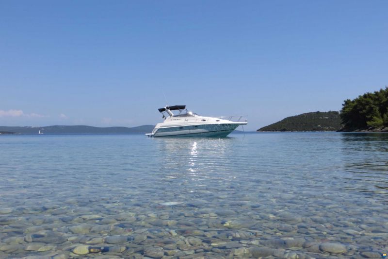 2003 Regal Boats Commodore 2860