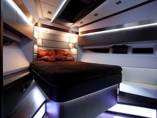 2011 Galeon Yachts 640 Fly