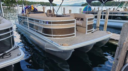 2022 Bennington 24 LSR