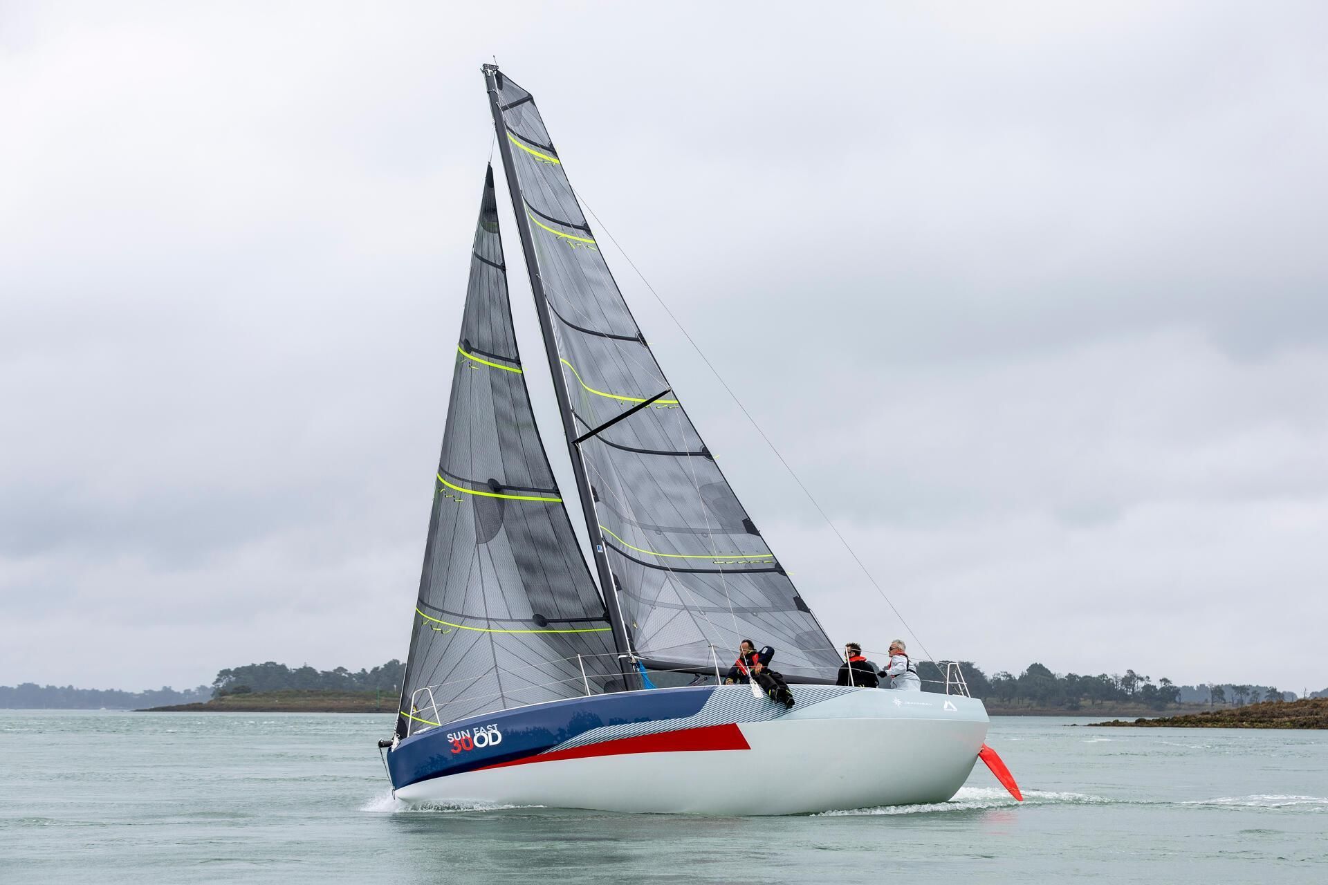 2022 Jeanneau Sun Fast 30 One Design