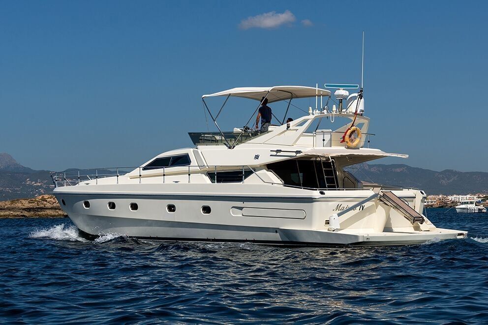 1996 Ferretti Yachts 175